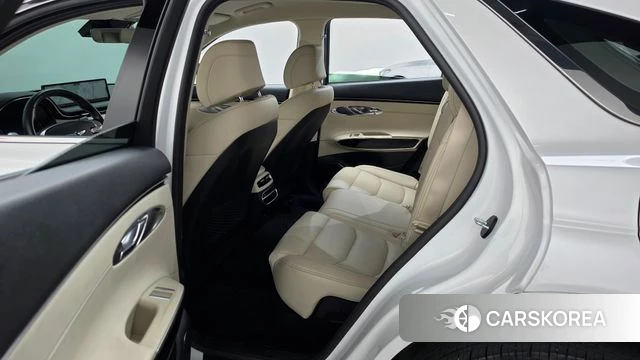 Genesis GV70 2021 Белый из Кореи, фото 2