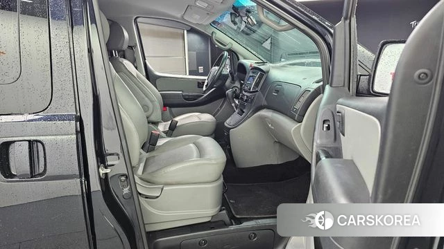 Hyundai The New Grand Starex 2019 Черный из Кореи, фото 2