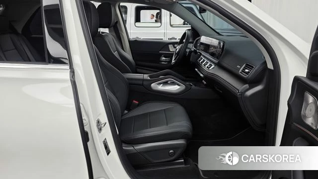 Mercedes-Benz GLE-Class W167 2026 Белый из Кореи, фото 2