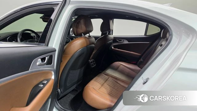 Genesis G70 2020 Белый из Кореи, фото 2
