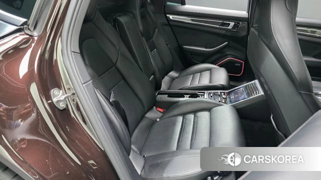 Porsche Panamera (971) 2018 Черный из Кореи, фото 2