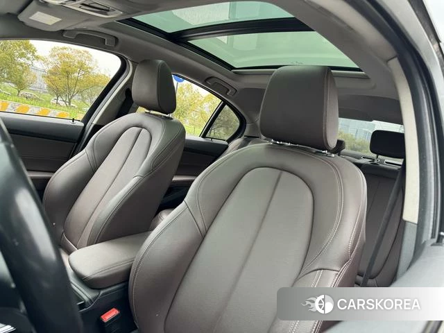 BMW 1 series 2021 Белый из Китая, фото 2
