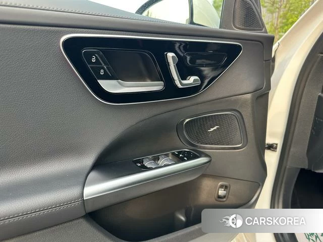 Mercedes-Benz C-class 2024 Белый из Китая, фото 2