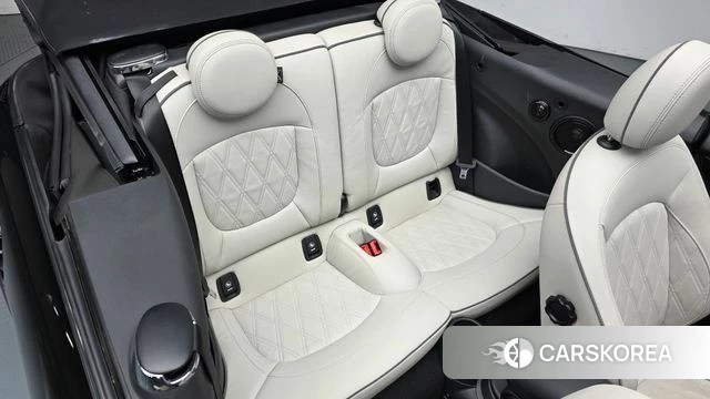 Mini Cooper S Convertible 2023 Черный из Кореи, фото 2