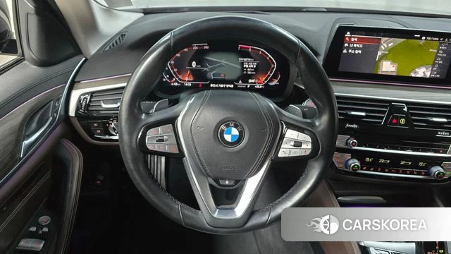 BMW 5 Series (G30) 2020 Черный из Кореи, фото 2