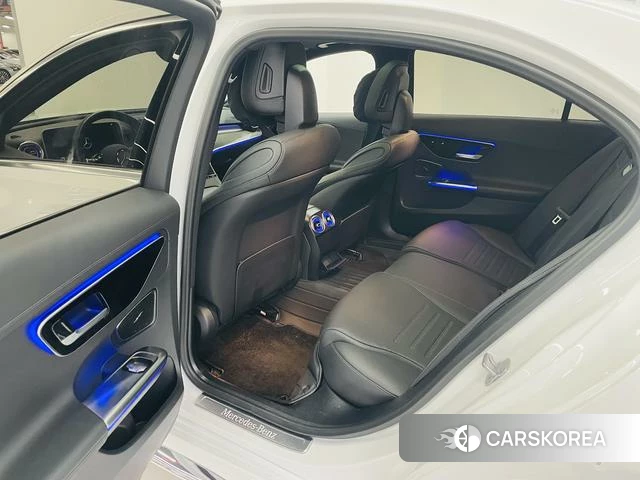 Mercedes-Benz C-class 2024 Белый из Китая, фото 2