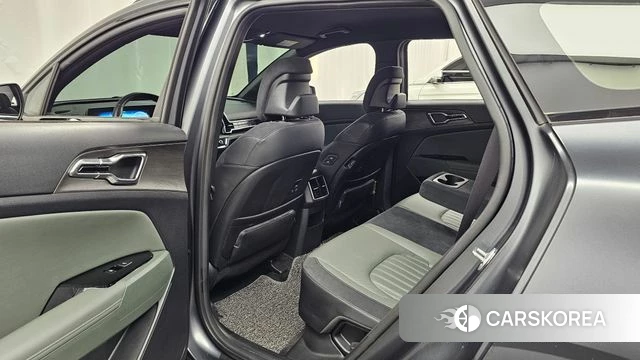 Kia Sportage 5th Generation Hybrid 2024 Серый из Кореи, фото 2
