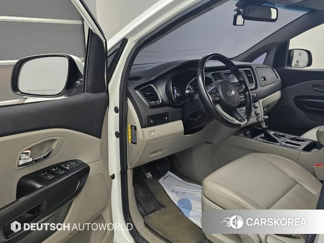Kia The New Carnival 2018 Белый из Кореи, фото 2