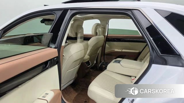 Hyundai Grandeur Hybrid (GN7) 2024 Белый из Кореи, фото 2