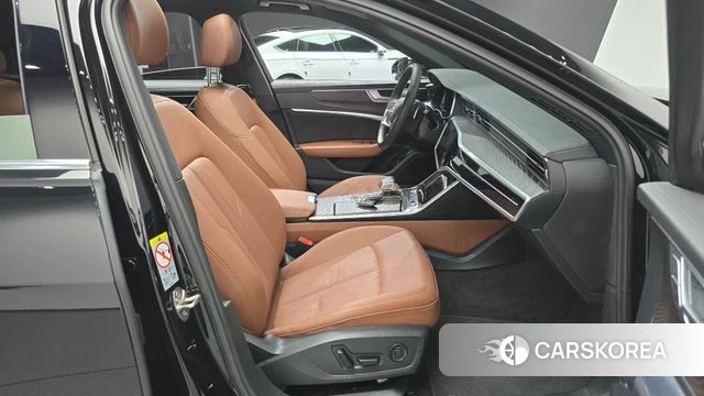 Audi A6 (C8) 2022 Черный из Кореи, фото 2