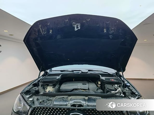 Mercedes-Benz GLE 2023 Черный из Китая, фото 2
