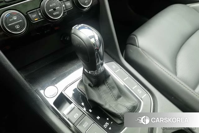 Volkswagen Tharu 2020 Белый из Китая, фото 2