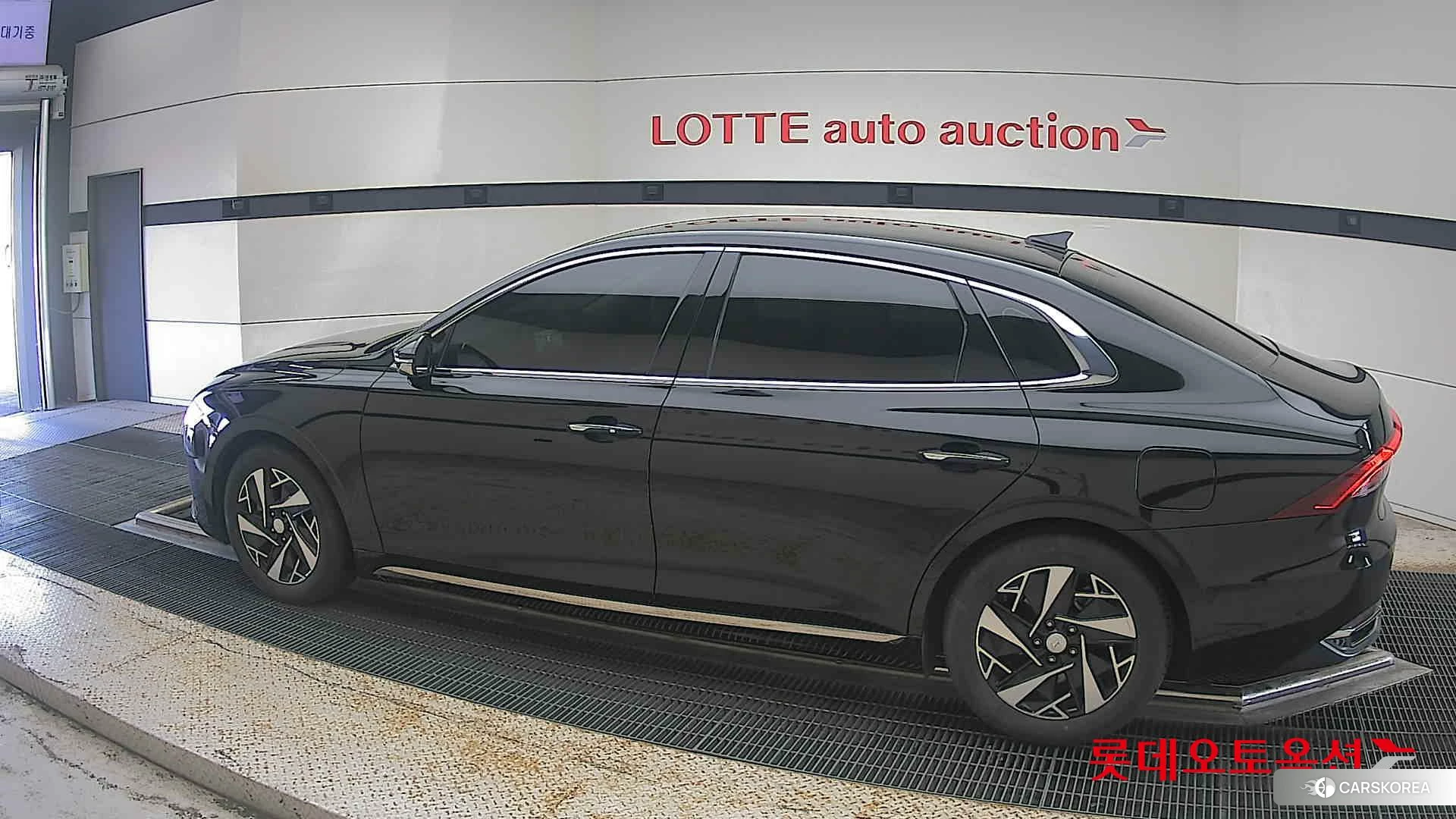 Hyundai Grandeur Hybrid id 4990084 из Кореи 2