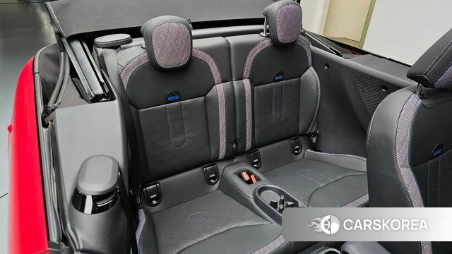Mini Cooper C Convertible 4th Generation 2025 Красный из Кореи, фото 2