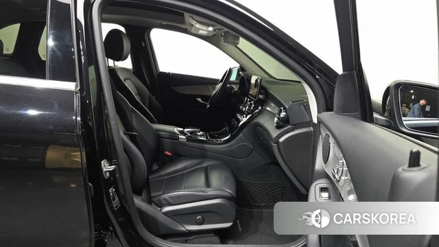 Mercedes-Benz GLC-Class X253 2018 Черный из Кореи, фото 2