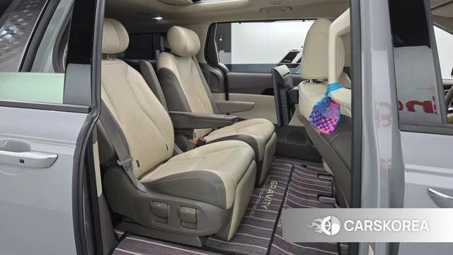 Kia The New Carnival 4th Generation 2024 Серый из Кореи, фото 2