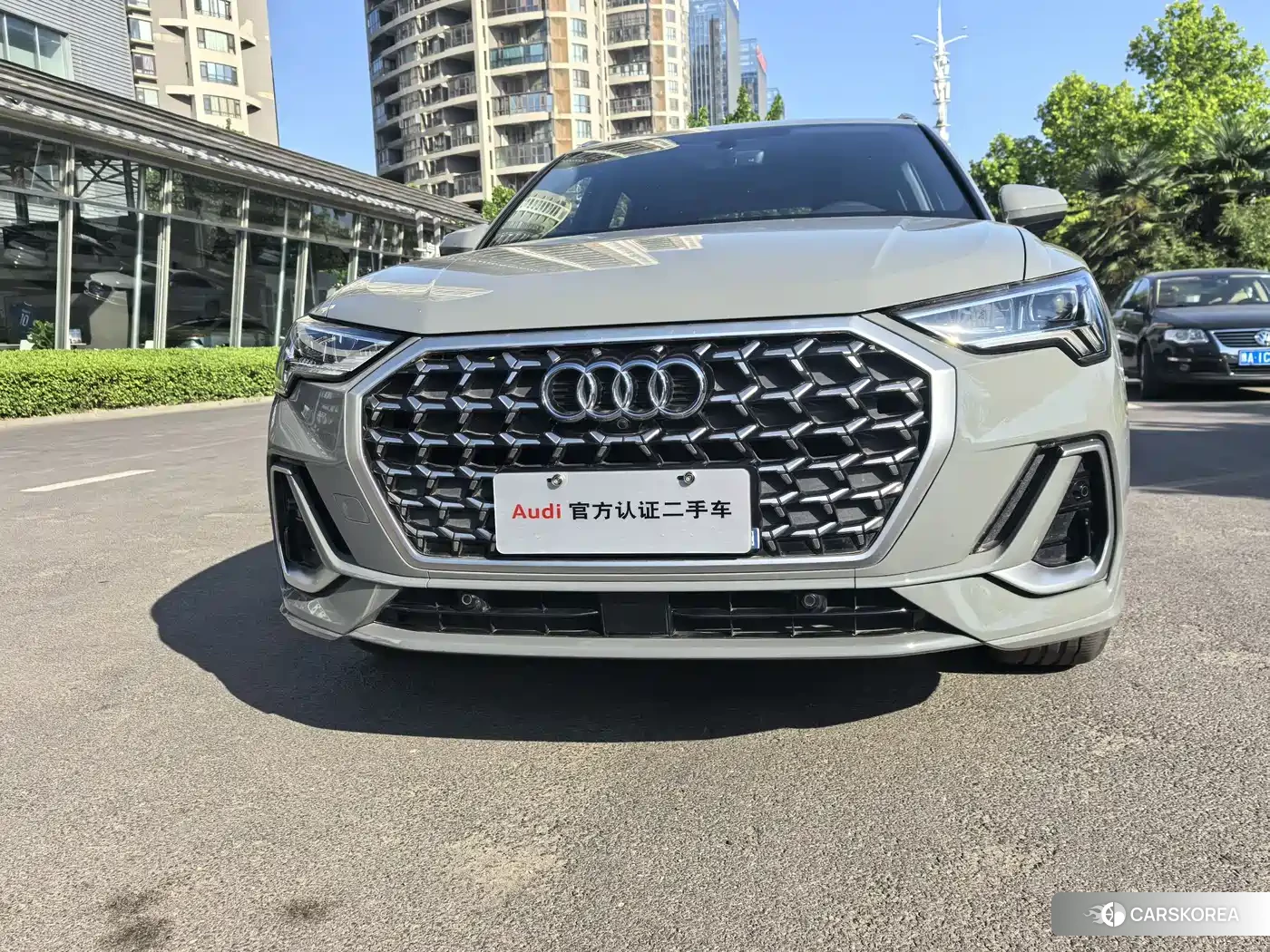 Audi Q3 2024 Silver/gray из Китая, фото 2