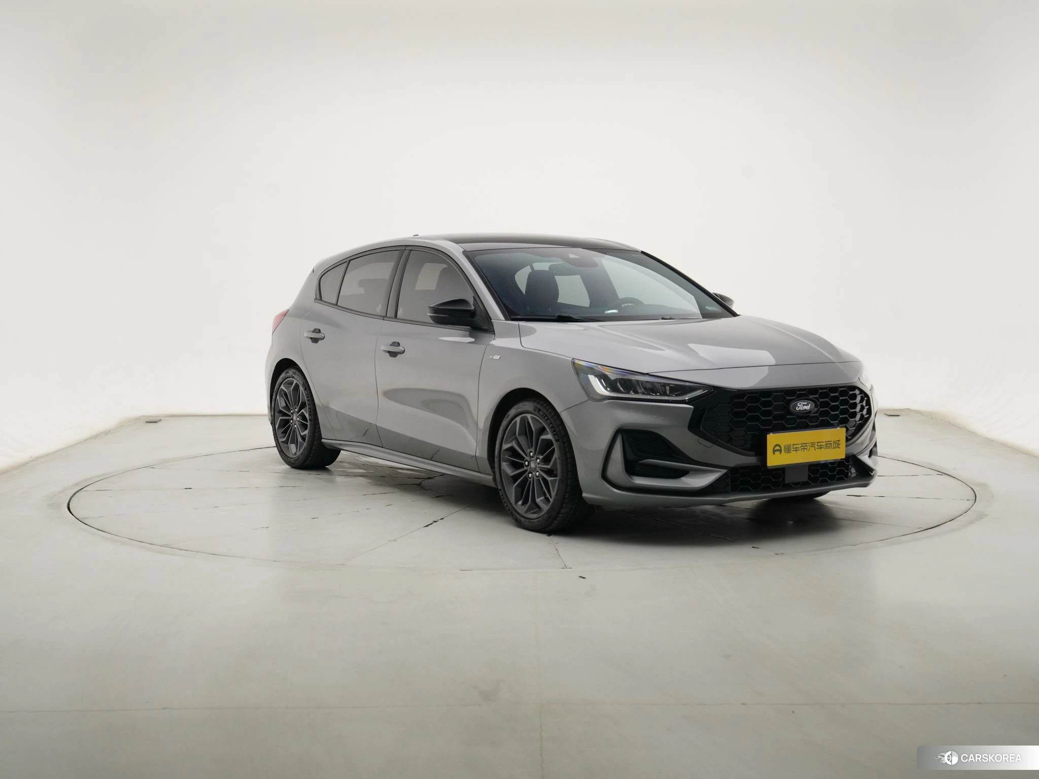 Ford Focus 2022 Темно-серый из Китая, фото 2