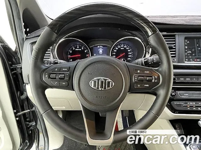 Kia The New Carnival 2019 Серый из Кореи, фото 2