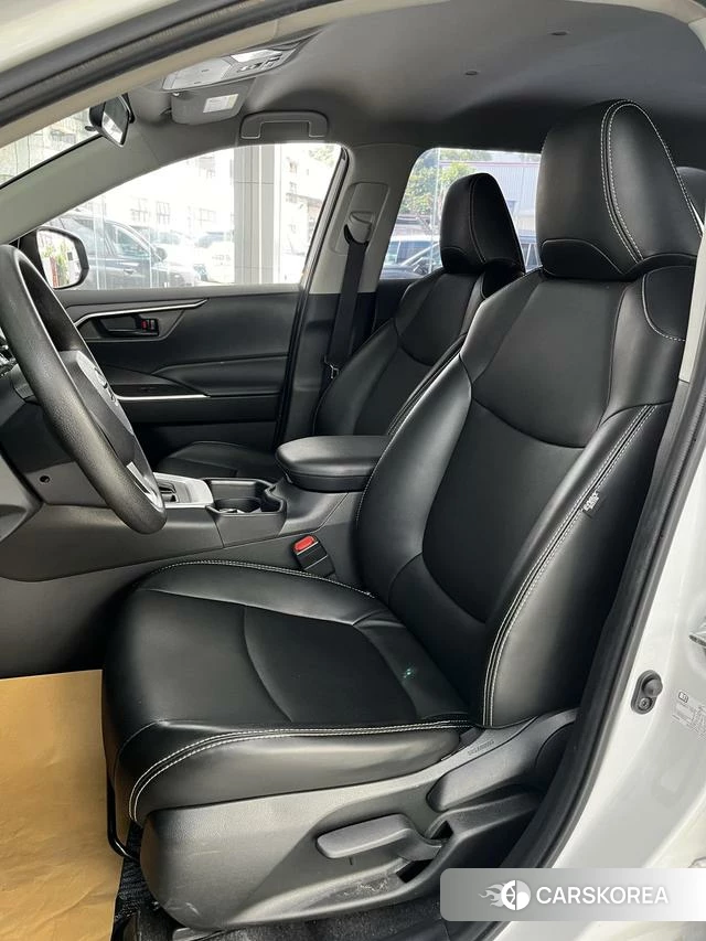 Toyota RAV4 2024 Белый из Китая, фото 2
