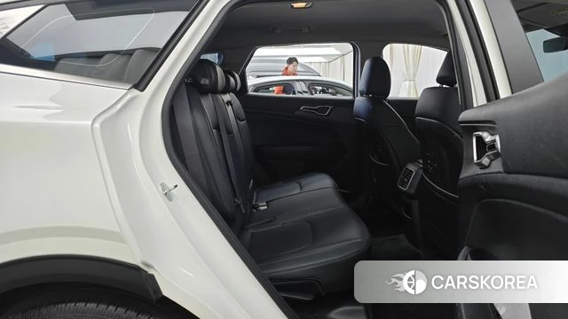 Kia Sportage 5th Generation 2022 Белый из Кореи, фото 2