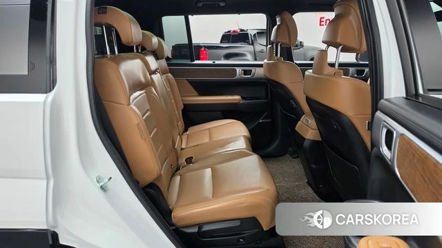 Hyundai Santa Fe (MX5) 2023 Белый из Кореи, фото 2