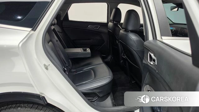 Kia Sportage 5th Generation 2022 Белый из Кореи, фото 2