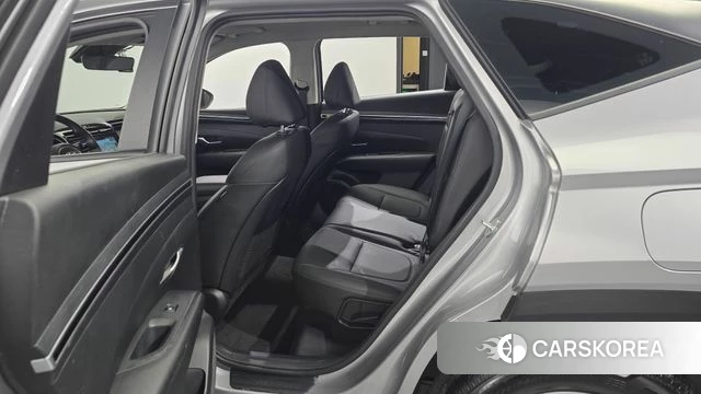 Hyundai Tucson (NX4) 2022 Серебряный из Кореи, фото 2