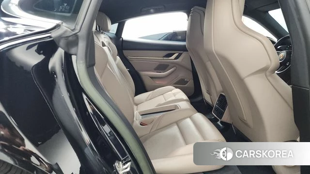 Porsche Taycan 2022 Черный из Кореи, фото 2