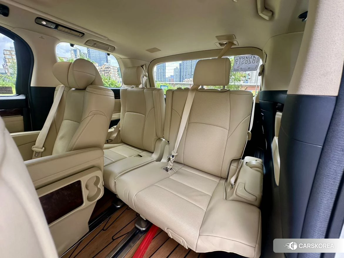 Toyota Alphard 2020 Белый из Китая, фото 2