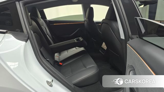 Tesla Model 3 2024 Белый из Кореи, фото 2