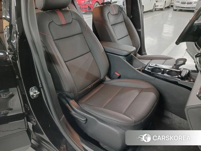 Chevrolet (GM Daewoo) Trax Crossover 2023 Черный из Кореи, фото 2