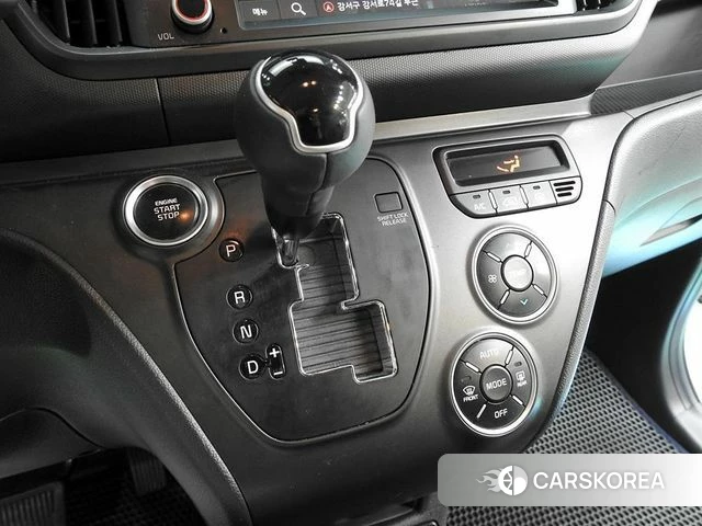 Kia The New Kia Ray 2023 Черный из Кореи, фото 2