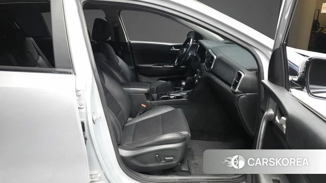 Kia Sportage The Bold 2019 Серебристо-серый из Кореи, фото 2