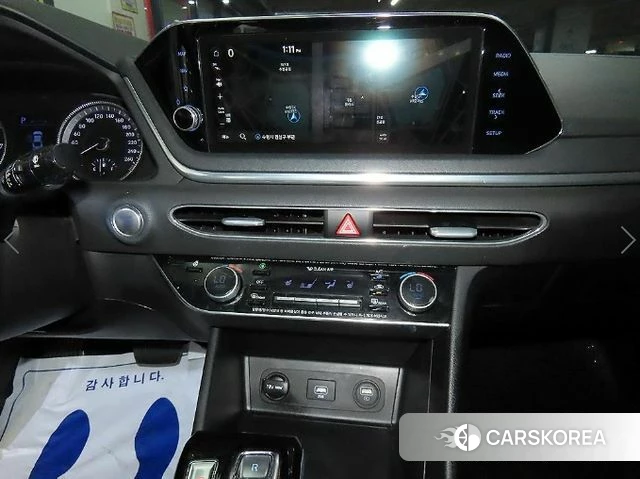 Hyundai Sonata (DN8) 2019 Серебристо-серый из Кореи, фото 2