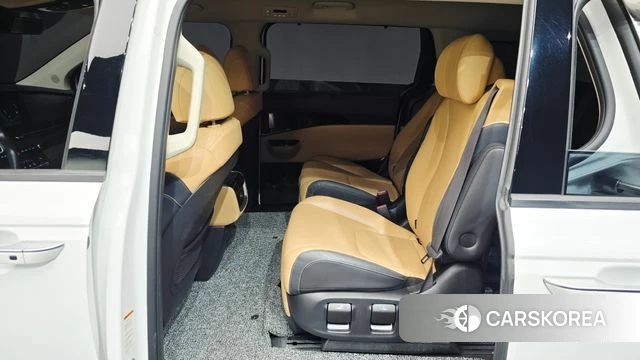 Kia Carnival 4th generation 2022 Белый из Кореи, фото 2
