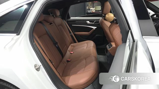 Audi A6 (C8) 2020 Белый из Кореи, фото 2