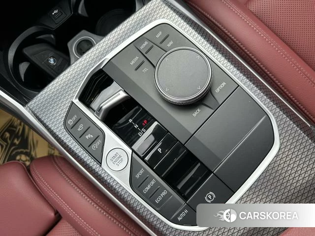 BMW 3 series 2024 Белый из Китая, фото 2