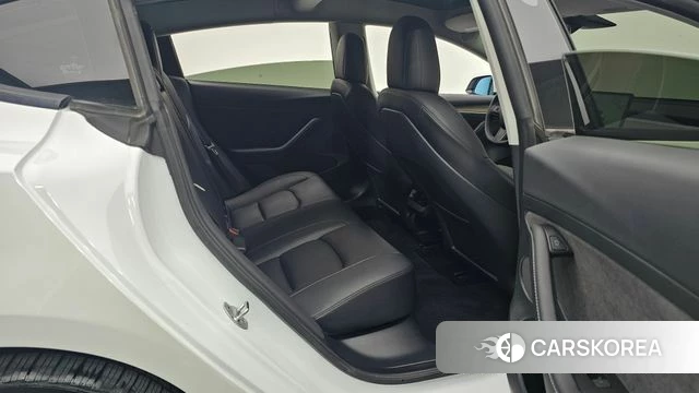 Tesla Model 3 2022 Белый из Кореи, фото 2