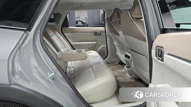 Kia EV4 2025 Серый из Кореи, фото 2