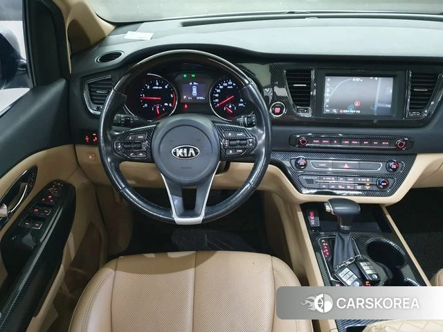 Kia The New Carnival 2018 Белый из Кореи, фото 2