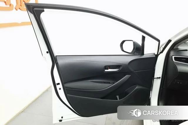 Toyota Levin 2024 Белый из Китая, фото 2