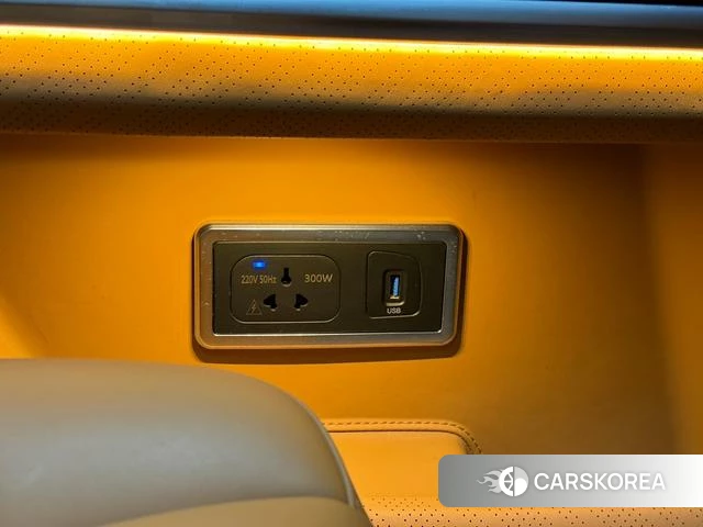 Mercedes-Benz V-Class 2023 Черный из Китая, фото 2