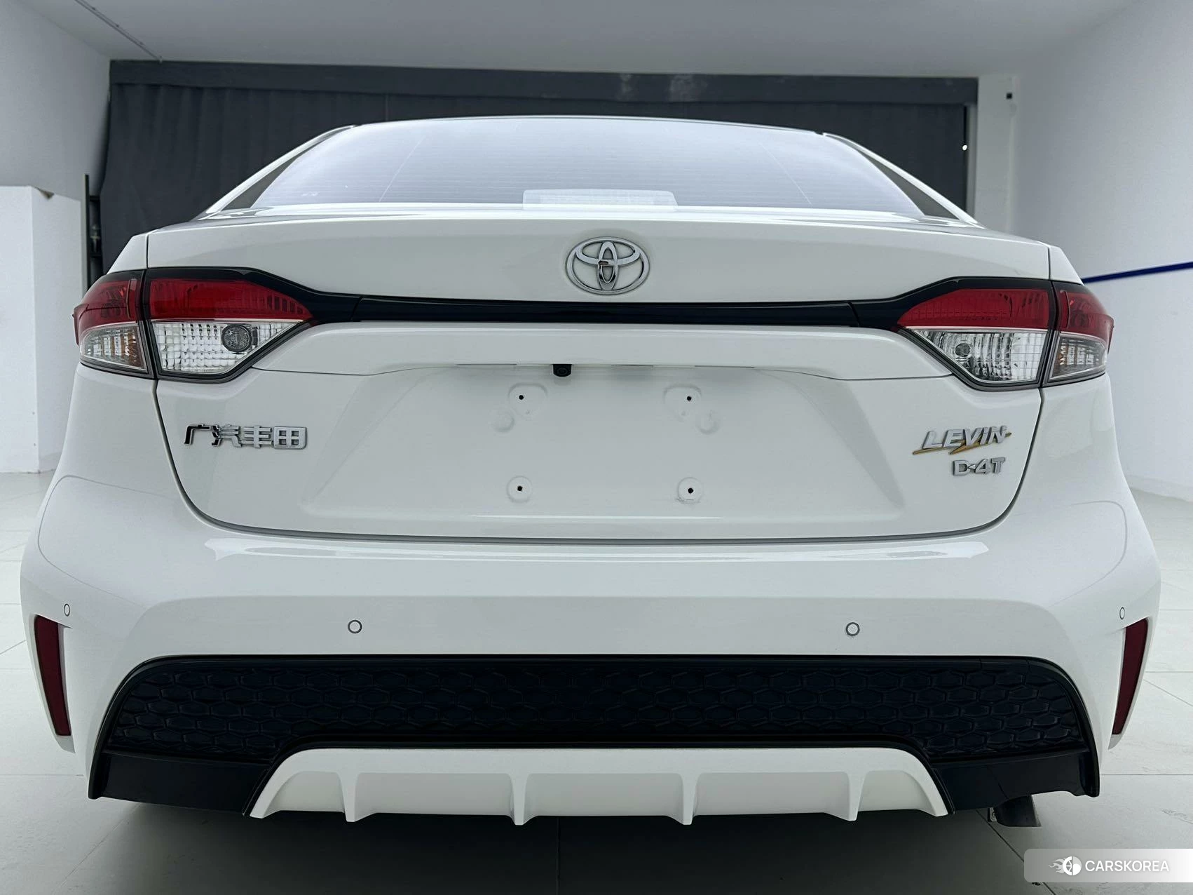 Toyota Levin 2020 Белый из Китая, фото 2