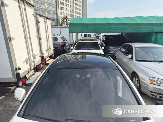 Mercedes-Benz C-Class W205 2021 Белый из Кореи, фото 2
