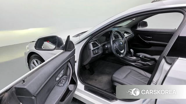 BMW 4 Series (F32) 2019 Белый из Кореи, фото 2