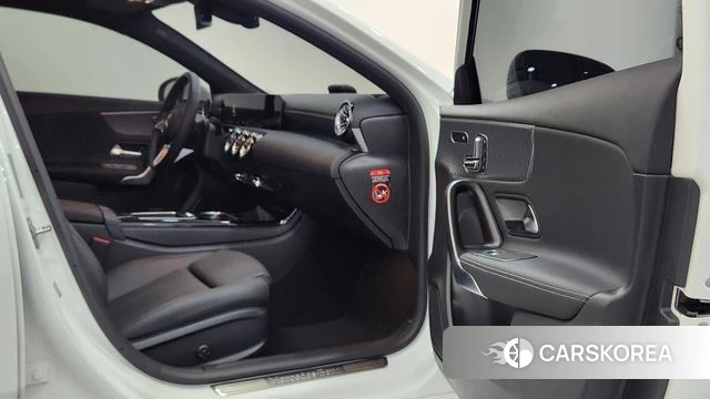 Mercedes-Benz A-Class W177 2026 Белый из Кореи, фото 2
