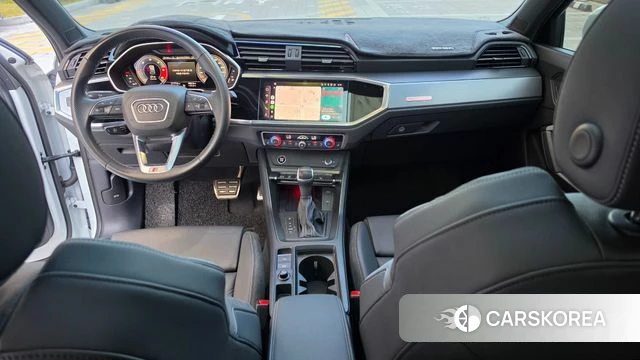 Audi Q3 (F3) 2022 Белый из Кореи, фото 2