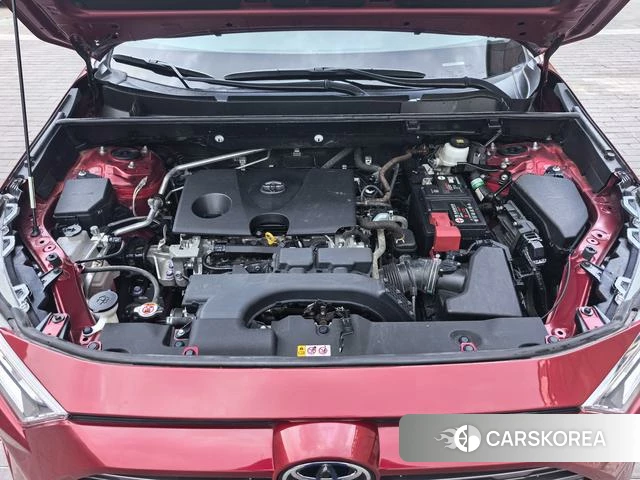 Toyota RAV4 2021 Красный из Китая, фото 2