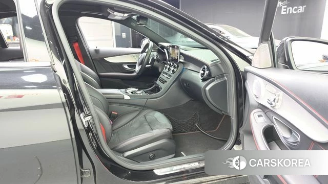 Mercedes-Benz C-Class W205 2018 Черный из Кореи, фото 2